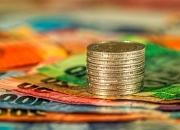 和辉光电、中伟股份、智汇矿业递表港交所；瑞博生物赴港上市获中国证监会备案通知书丨港交所早参