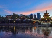 用“山河破碎”形容贵州地形，东方甄选主播道歉！“贵州文旅删除相关视频”也冲上热搜