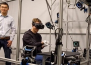 扎克伯格： VR 头盔将成为未来计算平台的核心之一 虚拟现实(VR)行业市场特征、发展环境及消费者分析_人保护你周全,人保有温度