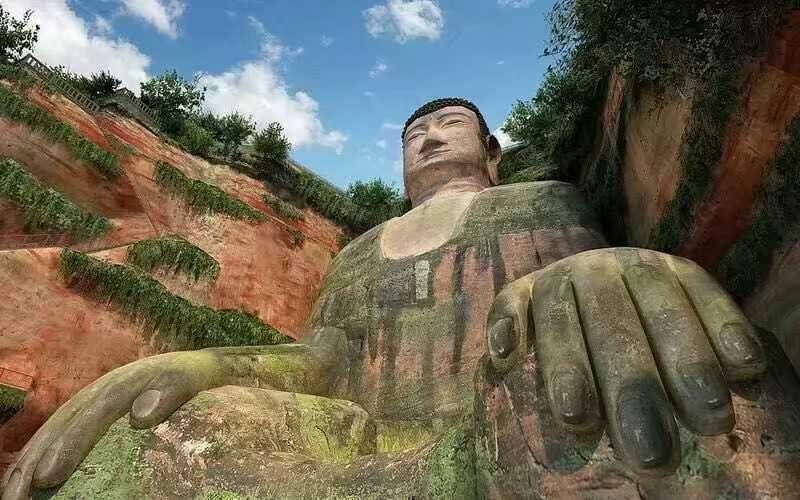 华胜天成(600410.SH)：总裁申龙哲辞职