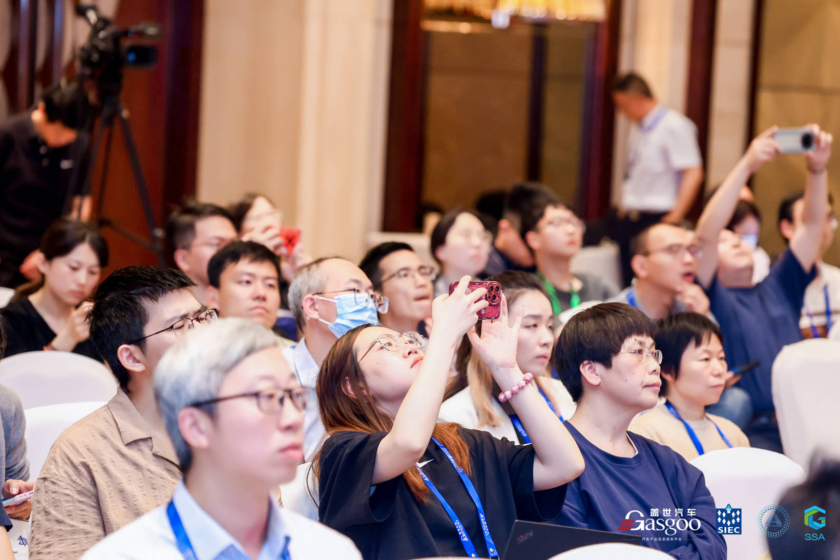 人保车险   品牌优势——快速了解燃油汽车车险,保险有温度_2024年智慧物流行业发展现状、竞争格局及未来发展趋势与前景分析