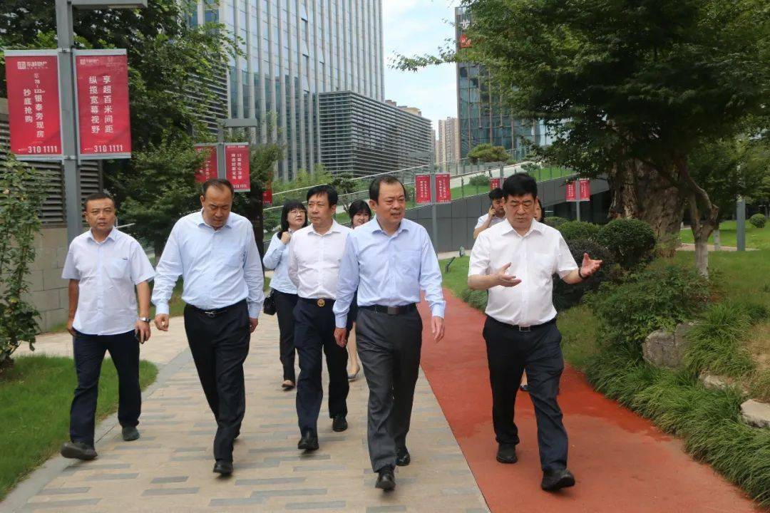 中国银行：副行长林景臻因年龄原因辞任