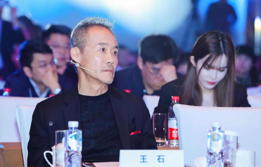 王石欲“帮扶”万科渡劫，800亿资金缺口待填