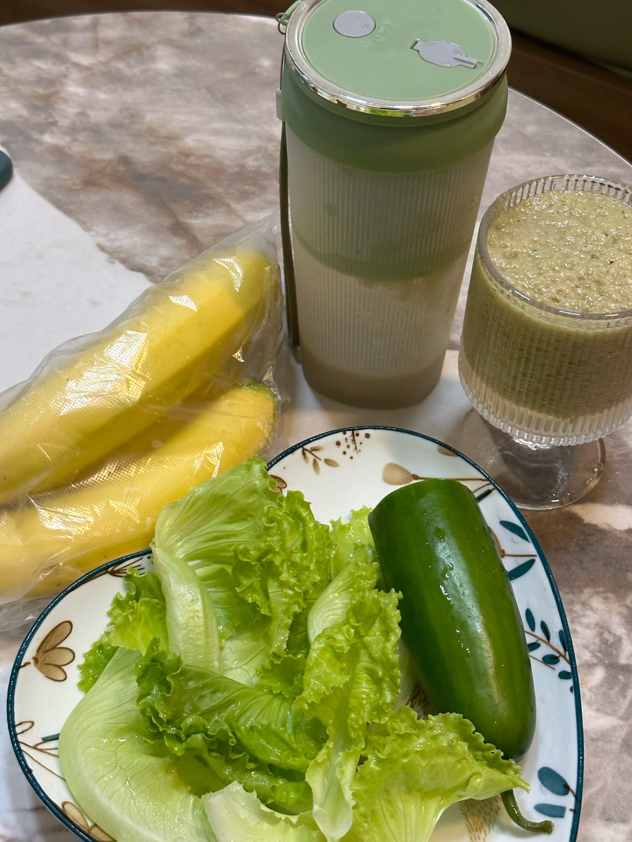 “消暑美食”搜索量激增36倍 新茶饮迎消费热潮