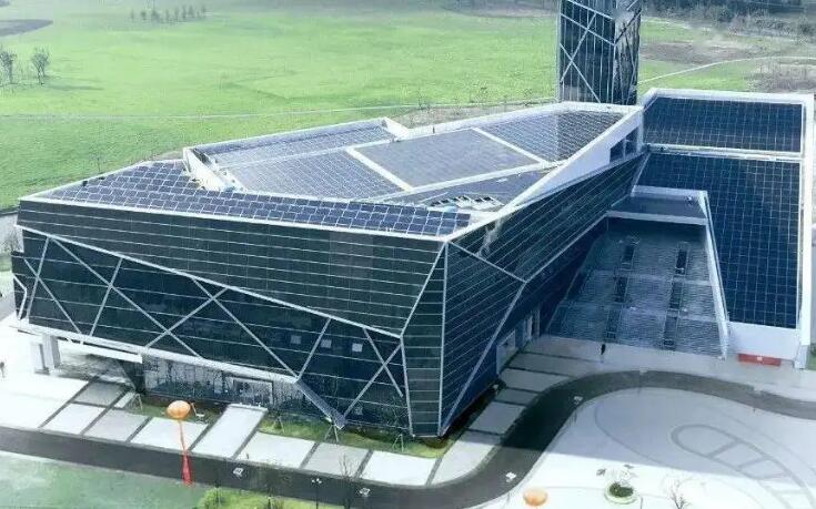 中信证券：预计到2030年 新型光伏浆料市场空间有望超过150亿元