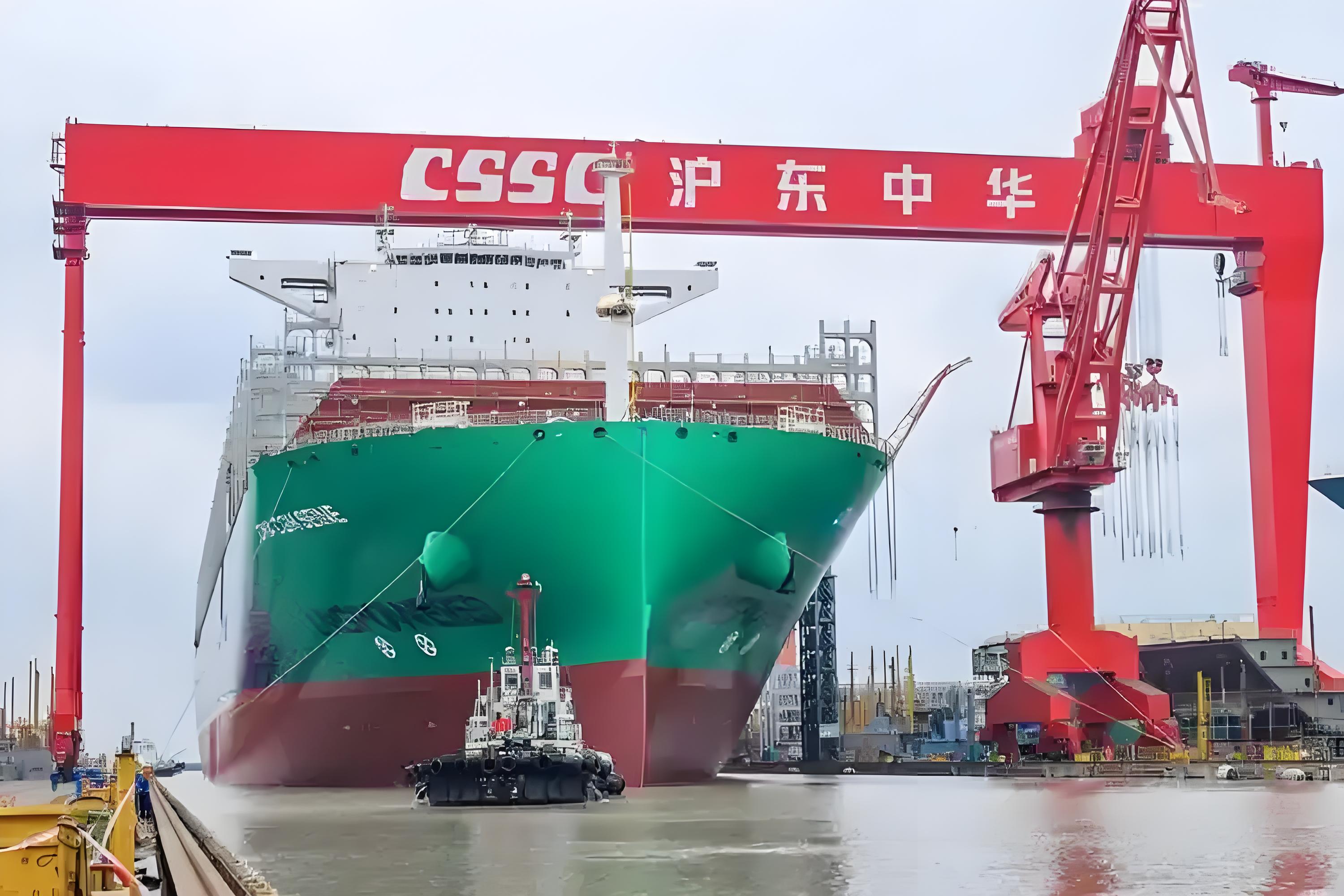 大功率LNG双燃料船用发动机在大连交付