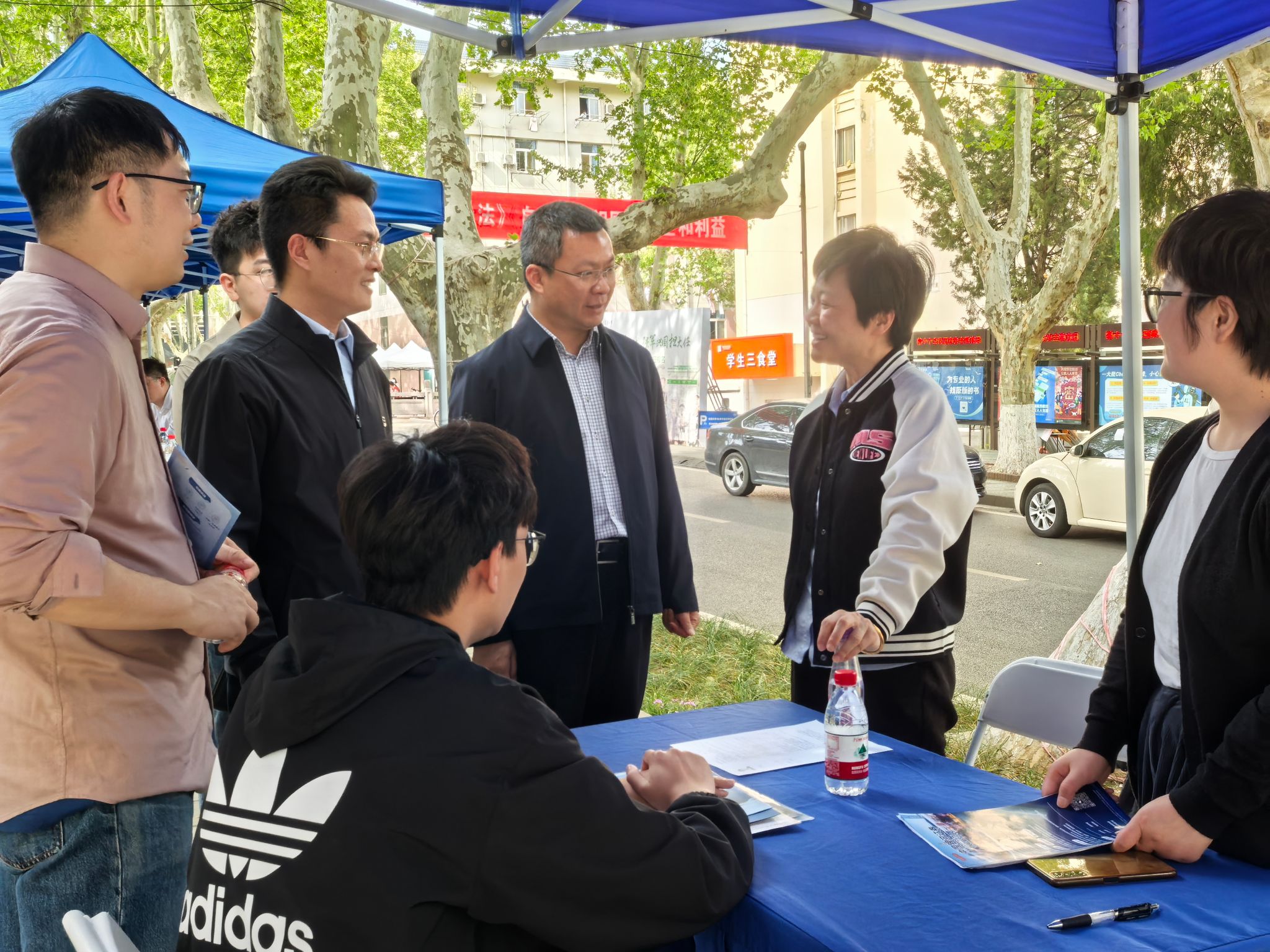 南京证券股份有限公司 2025年度第四期短期融资券 兑付完成公告