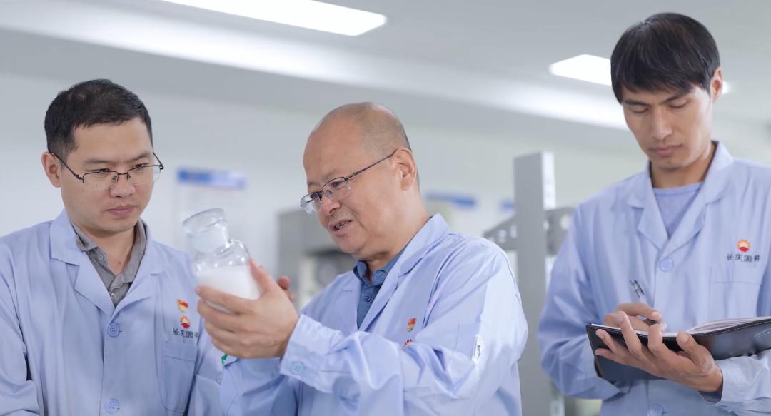 中国石化获得发明专利授权：“水泥强度稳定材料、油井固井水泥浆体系及其应用”