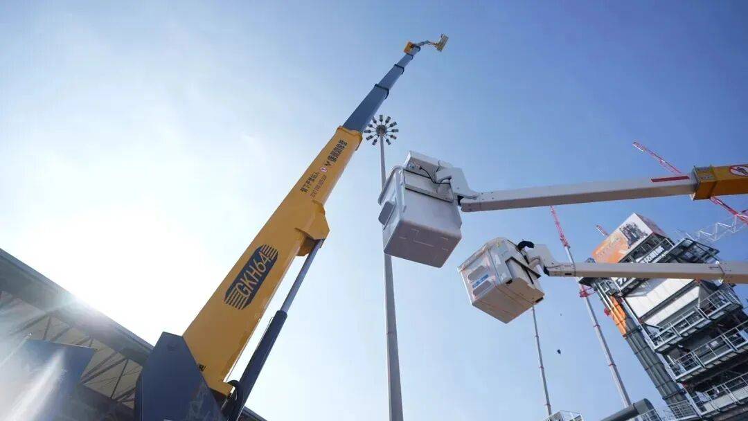 2025-2030年高空作业车市场发展现状调查及供需格局分析预测报告_人保财险政银保 ,人保伴您前行