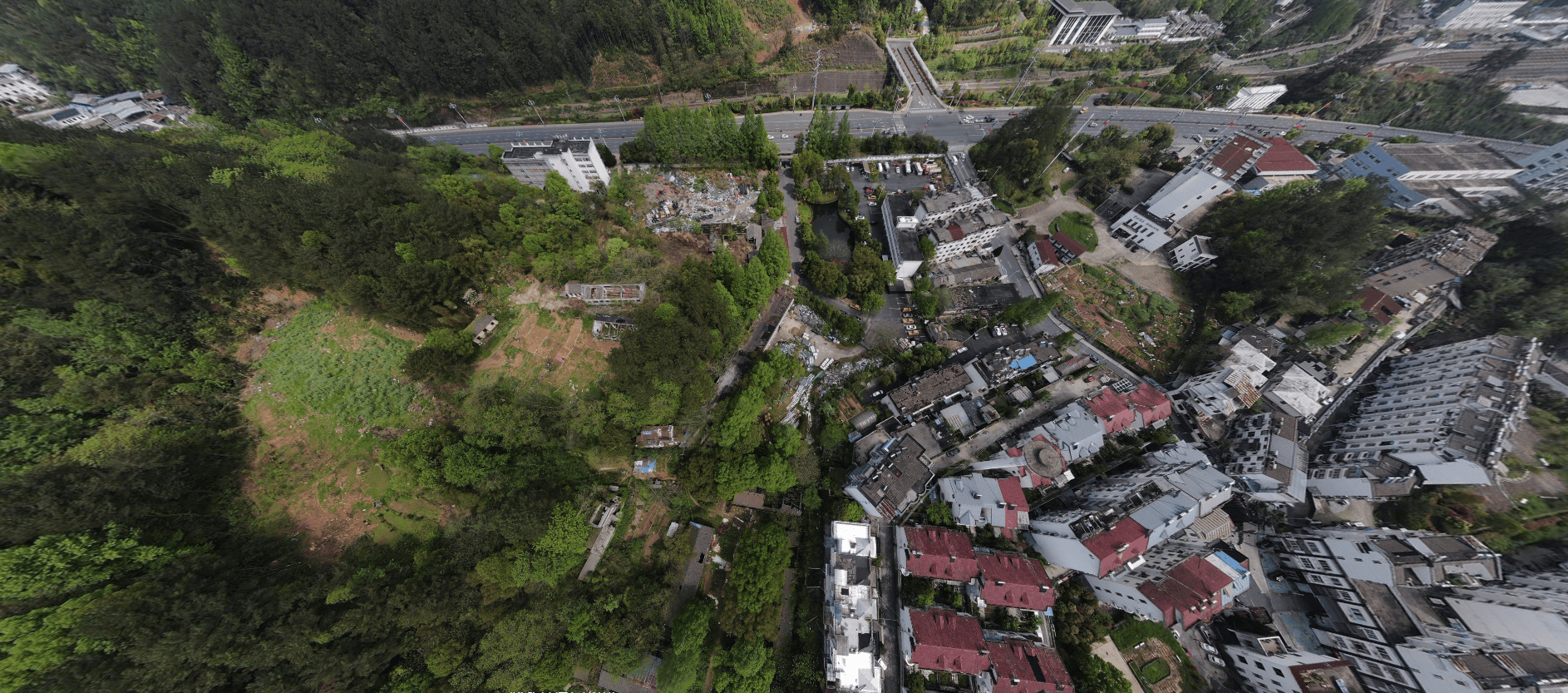 成都3宗涉宅用地超21亿元成交 最高溢价率21.88%