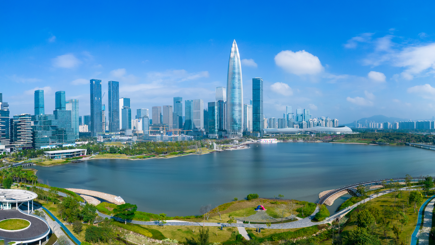 东华软件：持续夯实经营、创新发展