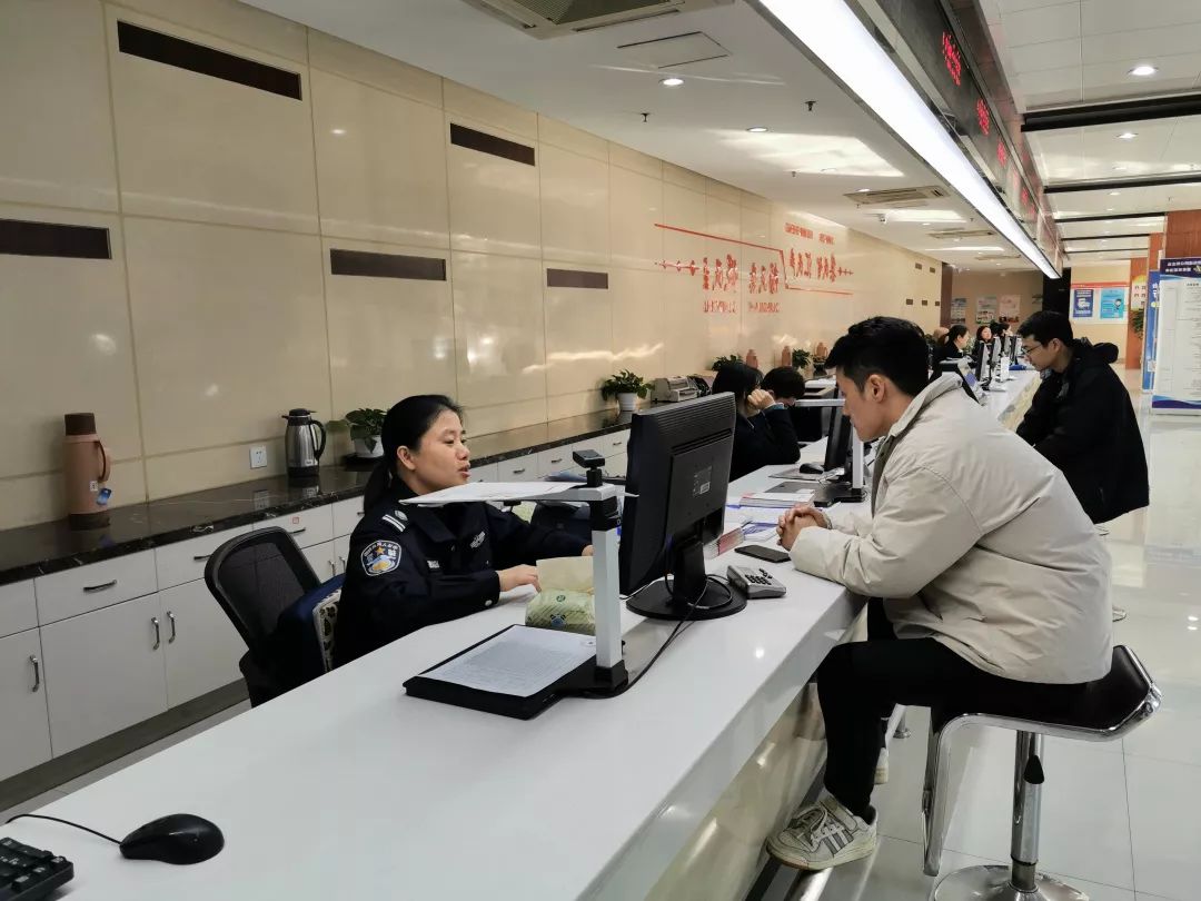 上海推出网络餐饮电子证照核验应用