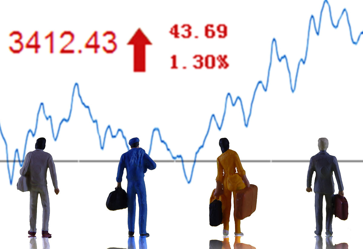 大盘震荡调整，沪指跌逾1%，A500ETF易方达（159361）全天获3900万份净申购