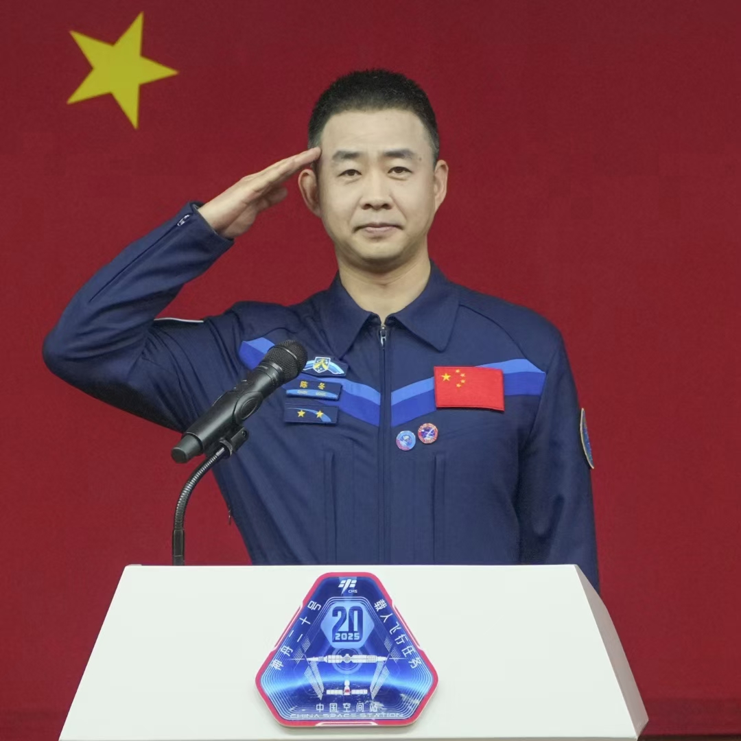 神舟二十一号航天员张陆侄子：希望成为像伯伯那样有能力有担当的人