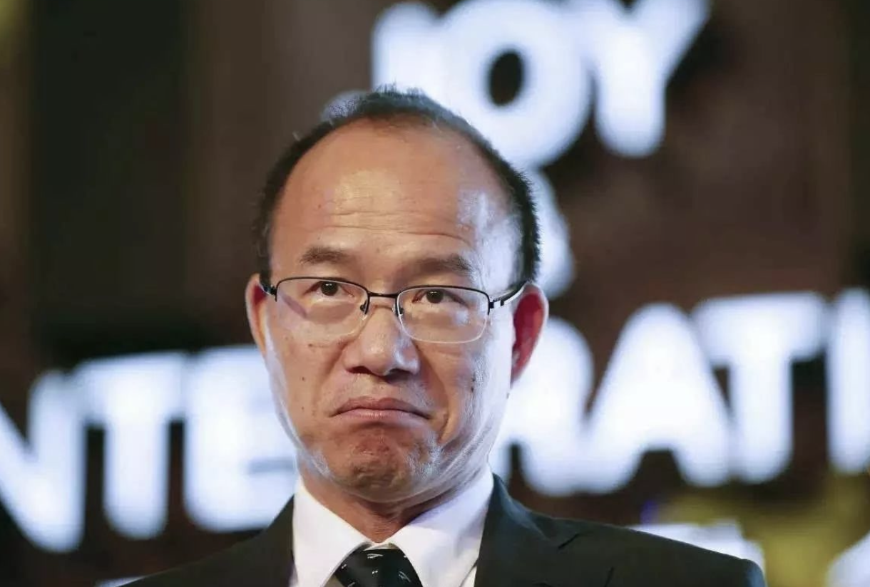绿联科技业绩大涨难掩焦虑：现金流“失血”，股东接连减持套现